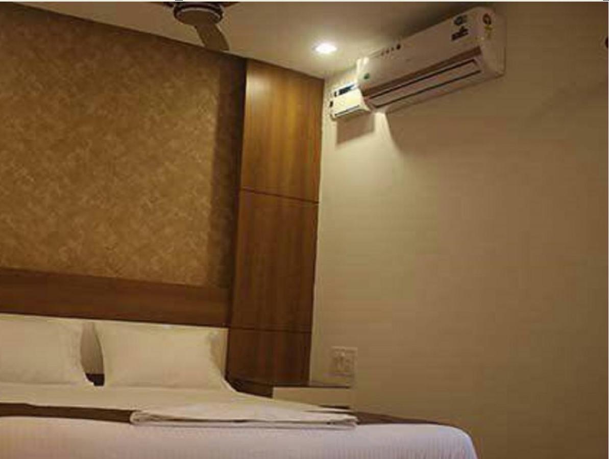The Galaxy Suites Kochi Екстер'єр фото