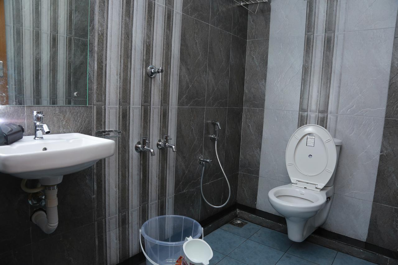 The Galaxy Suites Kochi Екстер'єр фото
