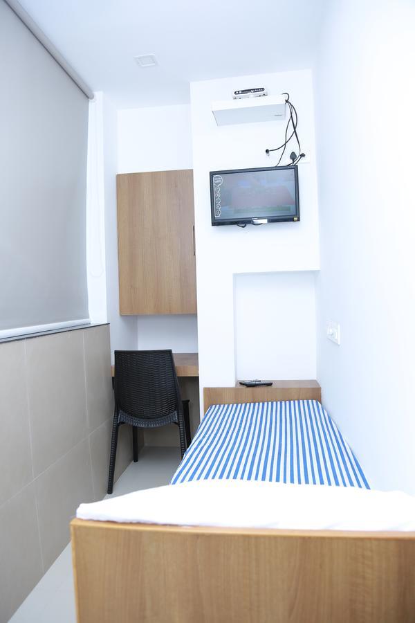 The Galaxy Suites Kochi Екстер'єр фото