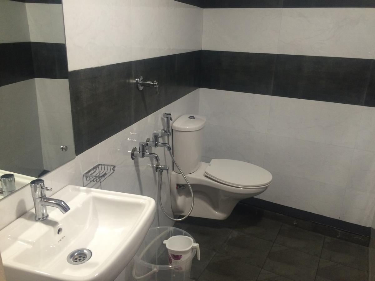 The Galaxy Suites Kochi Екстер'єр фото